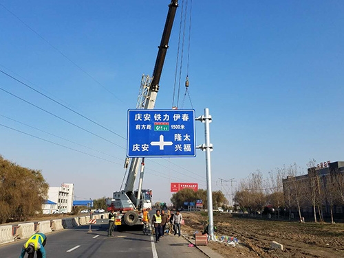 金华金华道路护栏网网片该如何进行正确的选购呢？